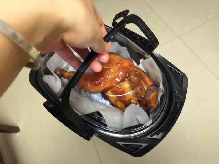 一只鸡(越城店)-"点的外卖半只烧鸡,送到的时候还是热的! .