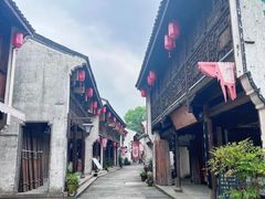 -鲁镇