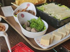 -山城辣妹子重庆火锅(甘露园店)