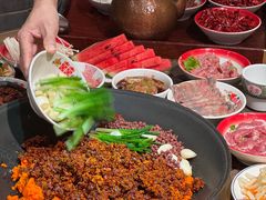 -沸炉重庆老火锅(军事博物馆店)