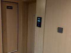 -假日美地酒店(广州同和地铁站京溪南方医院店)