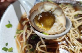 Tea-Scented Soft-Boiled Egg in Braised Sauce