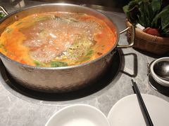 -野山舂·贵州现舂酸汤牛肉(民生路店)