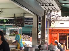 -榮泰米粉湯(Left Shop)