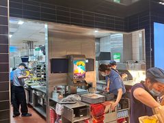 -麦当劳(中山公园龙之梦店)