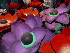 -Nathalie Djurberg与Hans Berg“牛皮纸包裹的月亮”-Prada荣宅当季展览