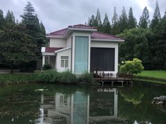 -上海怡沁园度假酒店