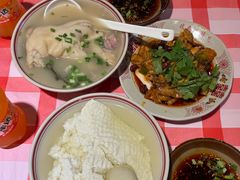 -老方桌烂蹄花川菜馆(九龙坡店)
