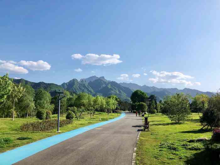 秦岭和谐森林公园-"秦岭和谐公园真的是一个不错的地方,从广告.