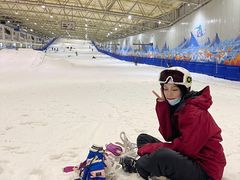 -乔波室内滑雪场