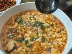 筒子骨豆腐脑汤-天下客饭店(中山路店)