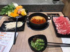 -呷哺呷哺(新世界百货望京店)