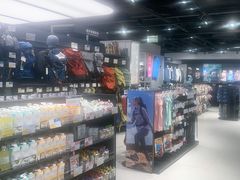 -迪卡侬(环球港店)