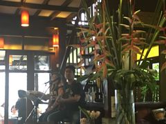 -Dash Teak House