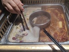 -巴渝瓦肆重庆鲜火锅(宝龙环湖店)
