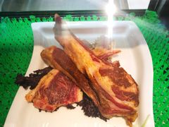 现烤羊排-杭州钱江新城万怡酒店-西餐厅