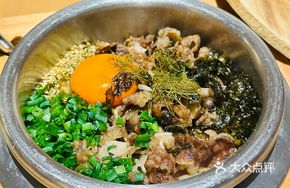 Grilled Beef Steam Pot Rice