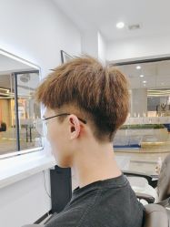 -尤司男士国潮理发馆