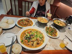-小乡小镇·传承桐庐土菜·老板亲自烧的菜