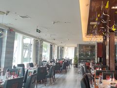 -忘情水鱼头·鲜鱼火锅(滨江中路店)