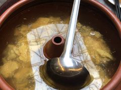 汽锅鸡-蔼若春.传承三十年云南菜(金碧公园店)