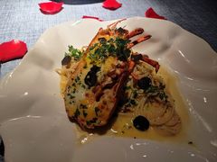 -弦月窗LUNETTE BY AMANDA(复兴路店)