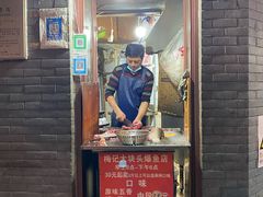 -梅记大块头爆鱼店(乍浦路店)