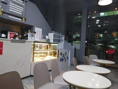 -ADO KAFE(大学城店)
