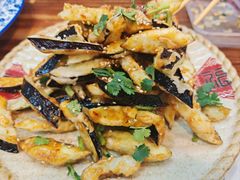 -八两八金·莱芜特色炒鸡(市南漳浦路店)