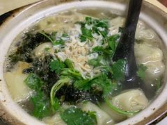 砂锅小馄饨-小许三鲜砂锅馄饨店(家多乐烟酒店)