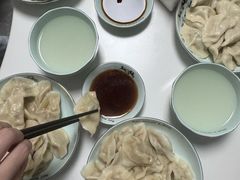 -爱贝尔高端月嫂(母婴护理)