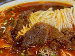 招牌牛肉面-向东街老玖面馆总店