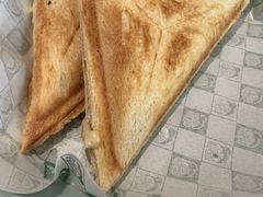 吞拿鱼飞碟-石板街港澳冰室(天环店)