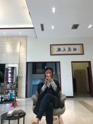 -Hello Lady发型设计