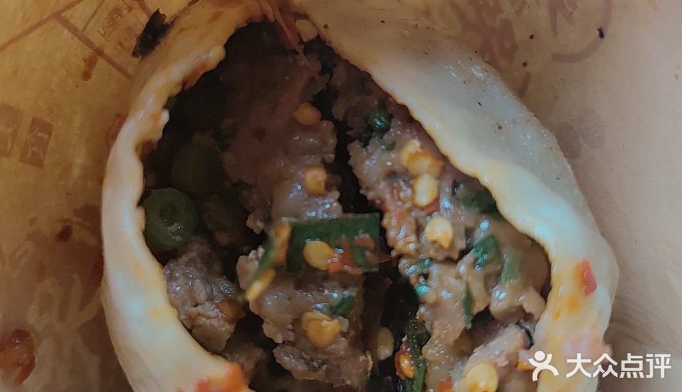 打卡网红辣哭饼，性价比