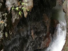 -龙水峡地缝景区