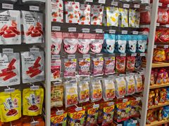 -名创优品(广东东莞东城万达2店)