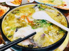 -伊源鼎盛餐饮服务有限公司