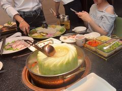 -得意咚瓜·顺德鱼生·冬瓜火锅(深圳首店)