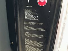 -TESLA 特斯拉(广州天环广场体验店)