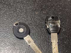 -平安开锁换锁配汽车钥匙