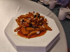 -巴特餐饮6加1音乐餐吧·新疆菜