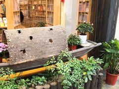 -猫的天空之城概念书店(杭州南宋御街店)