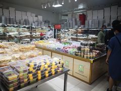 面包甜点陈列柜-幸福蛋糕坊(金顶街店)