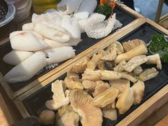 -一朵菌·野生菌探索家火锅(南亚店)