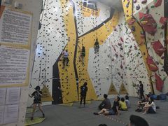 -问山MountQuest攀岩馆