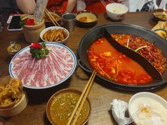 -萍姐火锅·公路夜市(武汉首店)