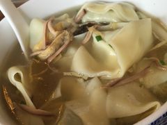 -笑来喜馄饨小笼工坊店(湖滨街店)