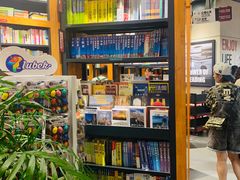 -西西弗书店&矢量咖啡(凯德晶萃广场店)