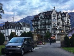 -因特拉肯贝乌里瓦奇大酒店